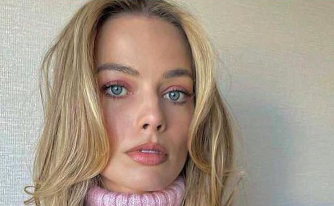 Margot Robbie posando. Fuente: Instagram @margotrobbieofficial