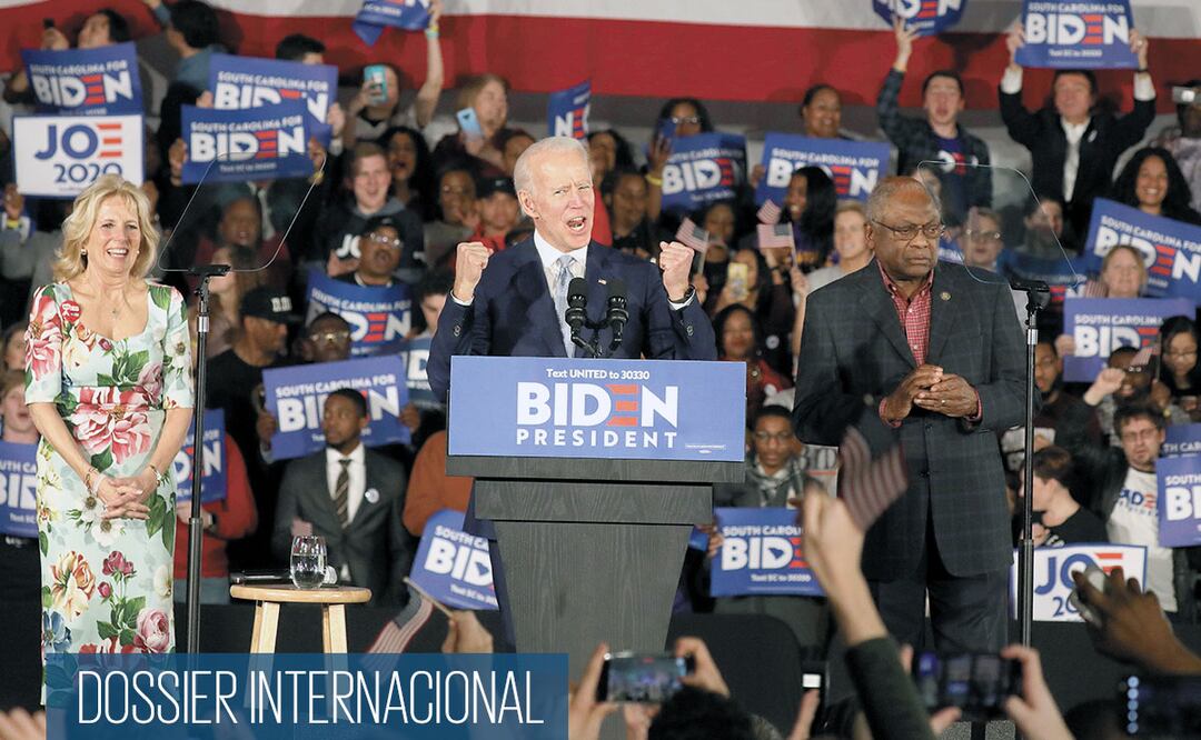El exvicepresidente Joe Biden celebró ayer con sus seguidores la victoria en Carolina del Sur. El demócrata necesitaba ganar luego de decepcionantes resultados en las tres primeras contiendas: en Iowa, New Hampshire y Nevada. Foto: AFP