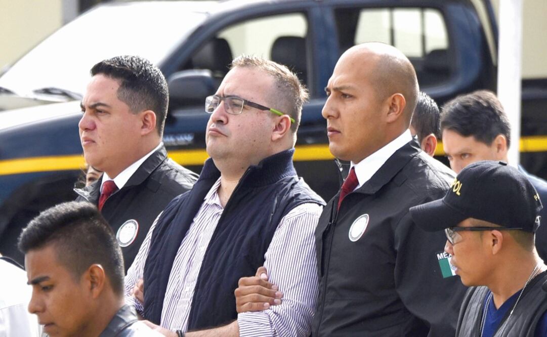 Javier Duarte is accused of money laundering, fraud, and organized crime - Photo: Johan Ordoñez/AFP
