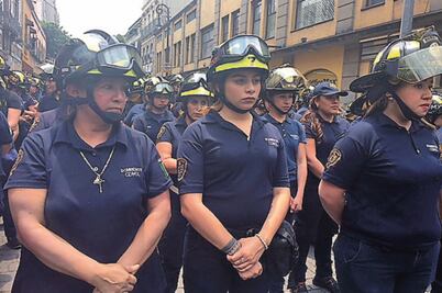 Morena y PRD polemizan por reasignación de bomberos