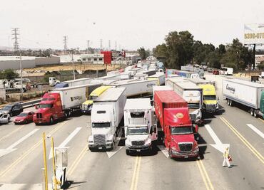 Piden no cerrar paso a camiones mexicanos en negociación del TLCAN