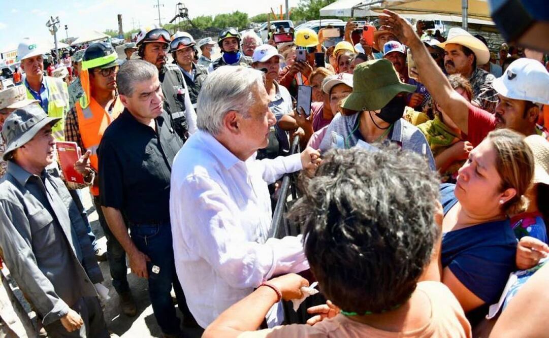 El Presidente ingresó a la mina e hizo un recorrido junto al gobernador Miguel Riquelme. Foto: Presidencia/CUARTOSCURO.COM