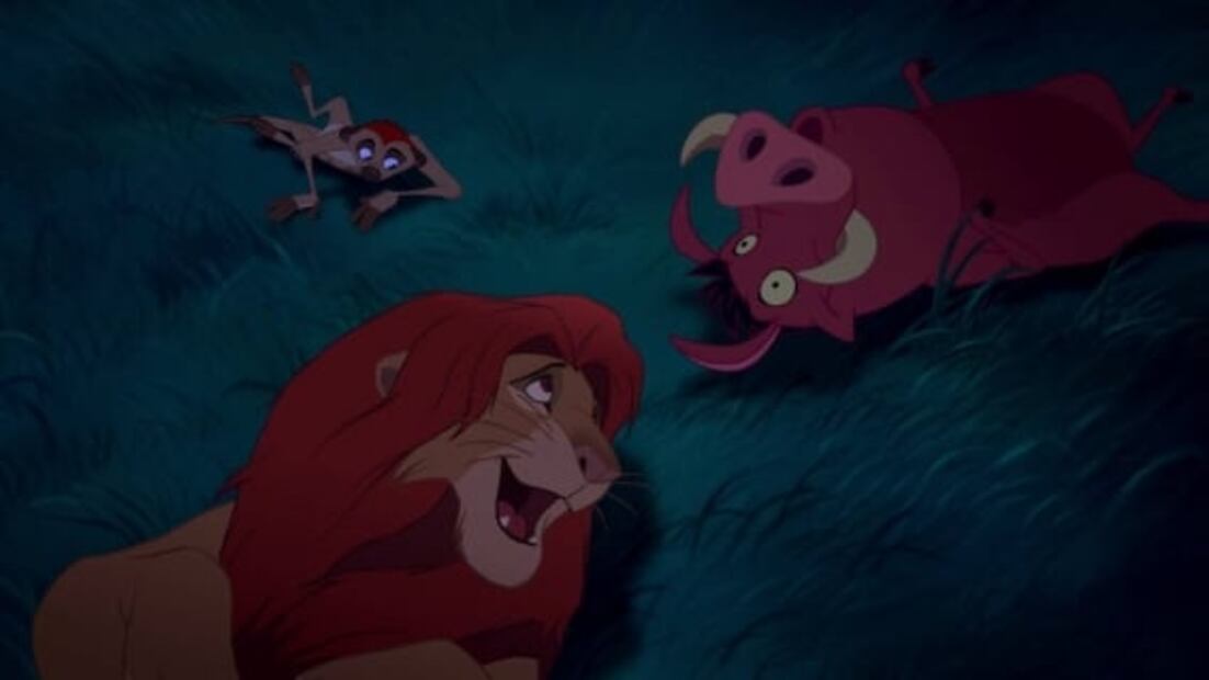 Simba, Timón y Pumba posan al estilo "hakuna matata" en fotos de "El Rey León"