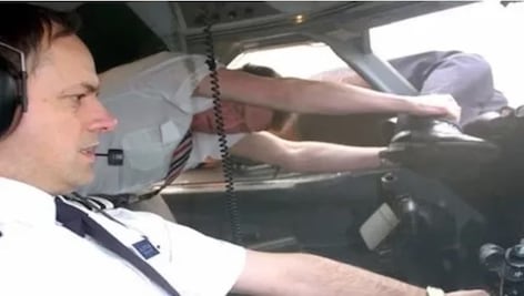 SOS, piloto succionado: La historia del milagroso rescate de Tim Lancaster