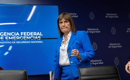 Reporteros gráficos piden renuncia de la ministra de Seguridad argentina, tras ataque a fotógrafo en protesta de jubilados