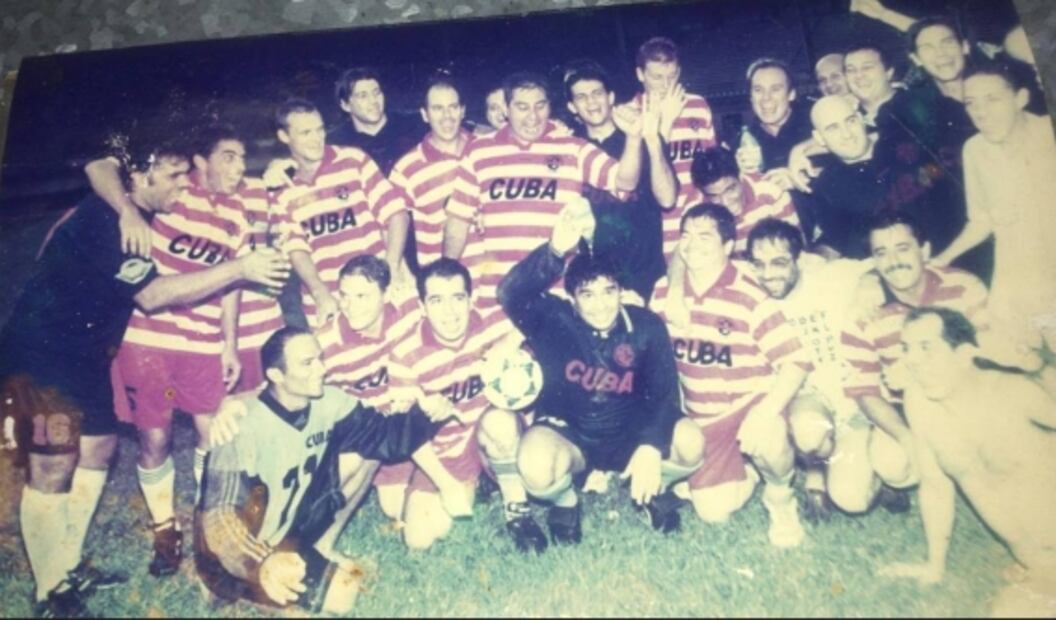 Emotivo gol de Maradona en Cuba: entre la gloria y el dolor