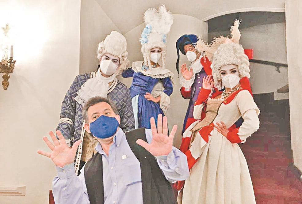 Los actores portaron cubrebocas que jamás se retiraron y en escena tomaron sana distancia. Foto: CORTESÍA