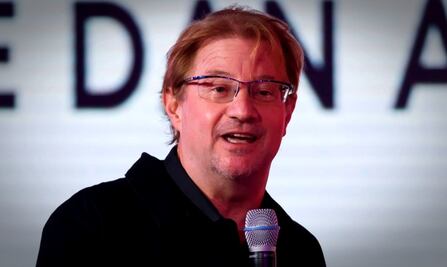 Bloquea UIF cuentas de Andrés Roemer tras orden de aprehensión en su contra