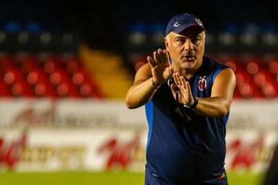 Guillermo Vázquez renunció como técnico de Veracruz