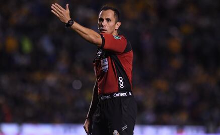 Luis Enrique Santander pitará la final de ida León vs Atlas