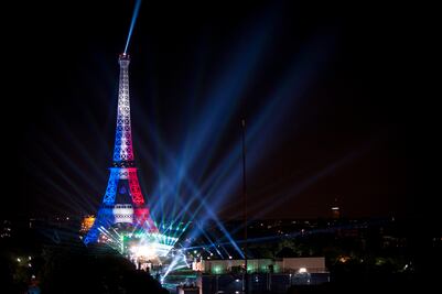 Afortunados podrán hospedarse en Torre Eiffel