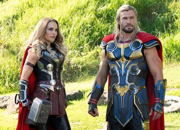 El motivo por el que Chris Hemsworth dejó de comer carne para escena con Natalie Portman en "Thor"