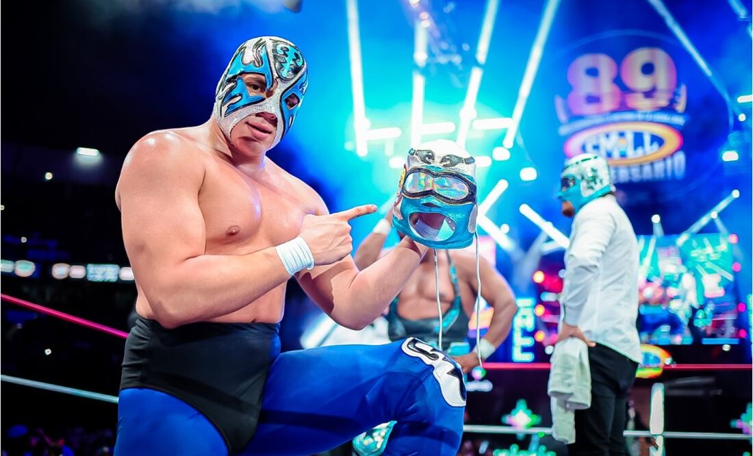 Atlantis Jr. gana la máscara de Stuka Jr en el 89 aniversario del CMLL / FOTO: CMLL