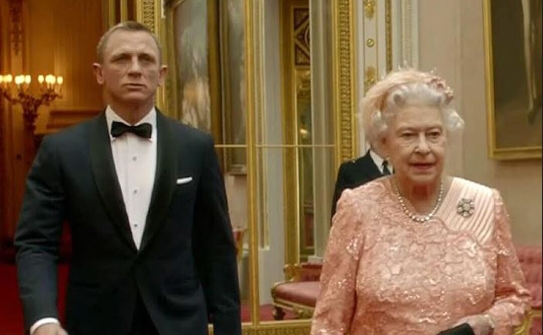 La Reina Isabel con James Bond - FORO: Especial
