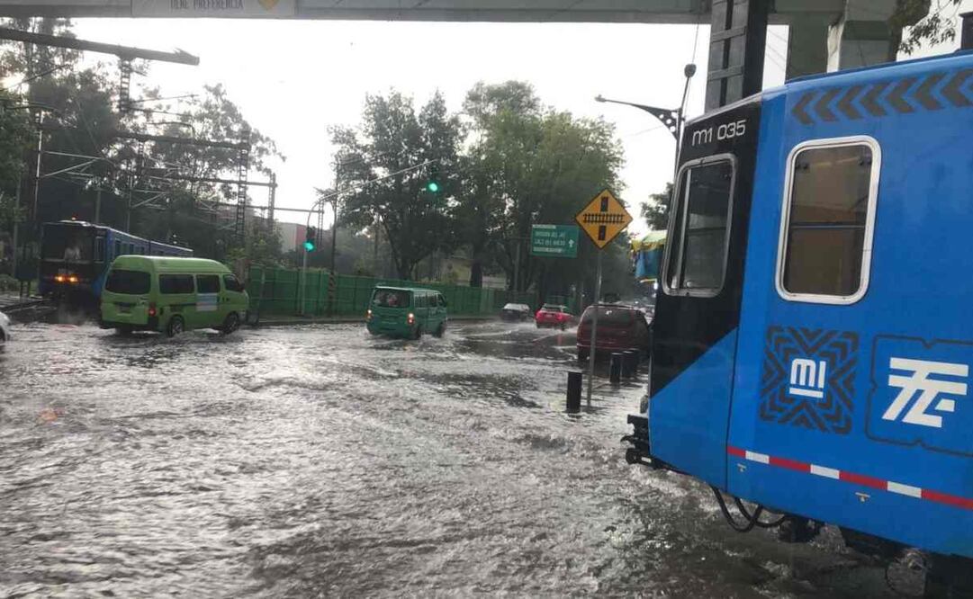 Afectaciones por lluvia en Tlalpan. Foto: X @STECDMX