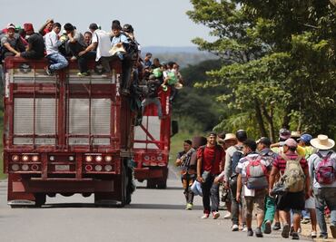 Over 1,000 Honduran migrants are headed to the U.S. border