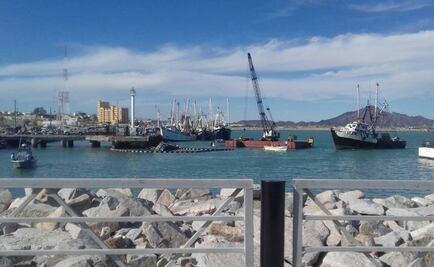 Atienden hundimiento de barco en San Felipe, BC