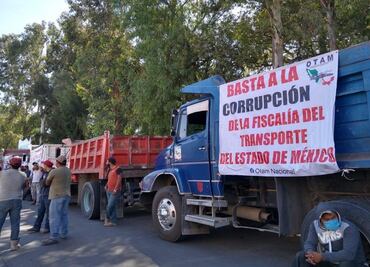 Transportistas protestan en Texcoco y acusan actos de corrupción