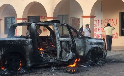 Protestan contra edil en Chiapas; queman patrulla