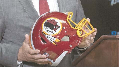 Exigen a los Redskins cambiar su nombre racista 