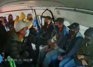 Disparan 2 veces en plena camioneta en Perinorte para asaltar a pasajeros