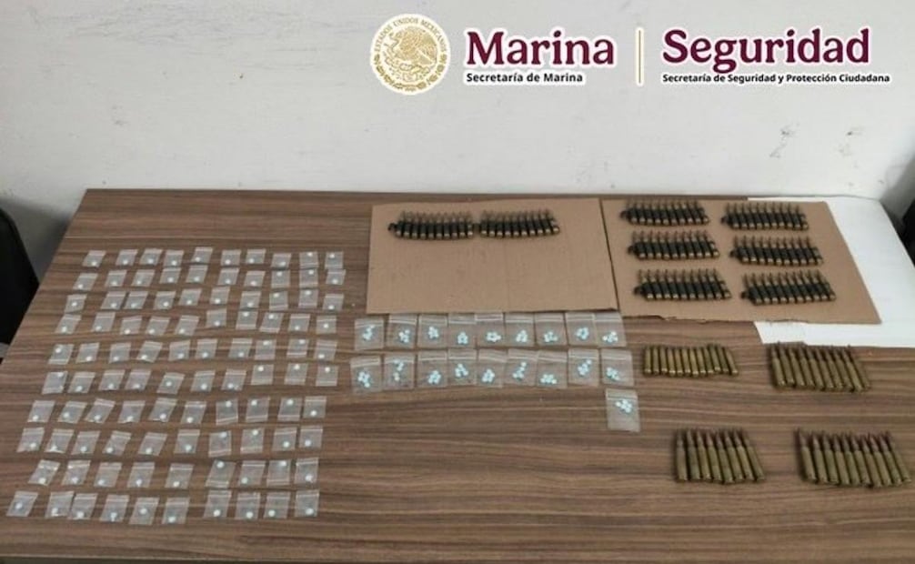 En Baja California Sur fueron detenidos dos sujetos por transportar tres toneladas de almeja chocolata en veda y 200 pastillas de fentanilo. Foto: Gabinete de Seguridad