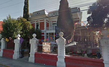 Incendio consume Casa Alameda, construcción emblemática de Saltillo