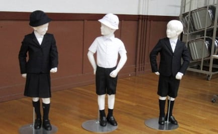 Escándalo en Japón por escuela que eligió uniforme diseñado por Armani de 720 dólares