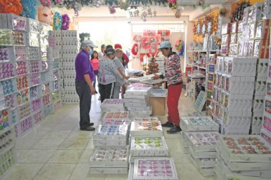 Esferas navideñas: brillo que adorna la tradición