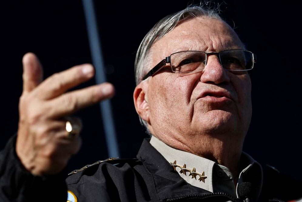 La Suprema Corte de Justicia declinó escuchar la apelación interpuesta por el alguacil del condado Maricopa, Joe Arpaio, para revivir la ley  Foto: AP