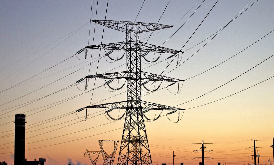 Apenas el jueves por la tarde el Sistema Interconectado Nacional pasó por segunda ocasión en la semana del estado de alerta al estado de emergencia. Foto: EL UNIVERSAL