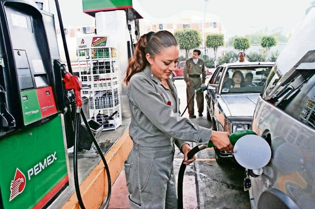 En los primeros cinco meses del año la importación de gasolinas subió 16.1% (ARCHIVO EL UNIVERSAL)