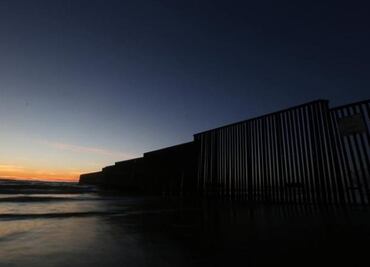 Mexican companies working on the wall deemed “traitors”