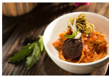 #RECETA Vegana: chilaquiles con fideo de nopales