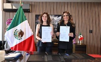 Alessandra Rojo recibe a Isabel Díaz Ayuso, presidenta de la Comunidad de Madrid; firman Carta de Amistad