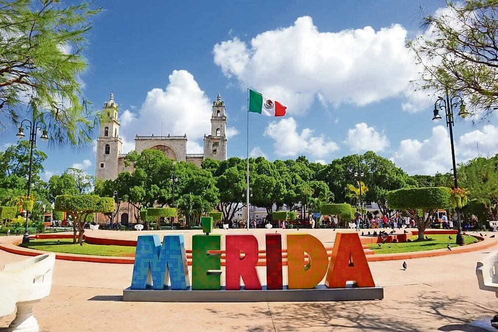 En Yucatán son cuatro los candidatos que buscan la gubernatura: Renán Barrera, por PAN-PRI-Panal;
Joaquín Díaz, por Morena-PT-PVEM; Vida Gómez, por MC, y Jazmín López, por el PRD. Foto: Especial