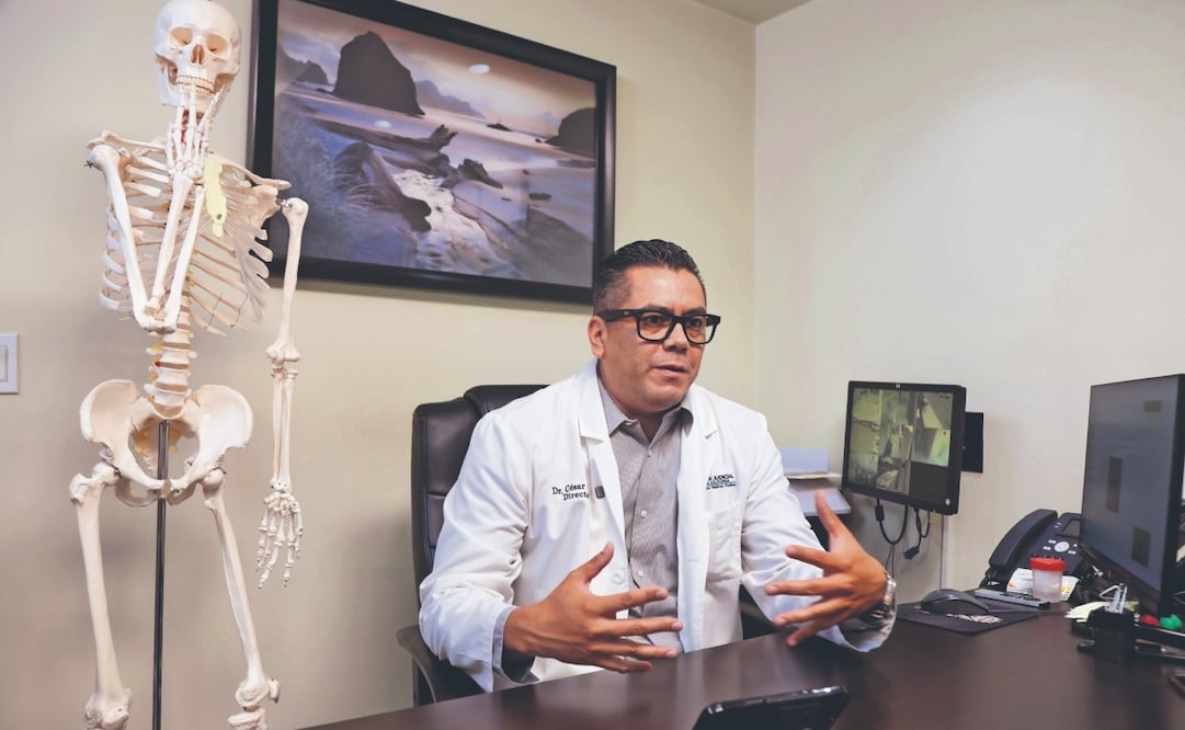 El médico forense César Raúl González explica que esta droga surgió hace más de cinco años y actualmente está matando a muchas personas en Estados Unidos. FOTO: VALENTE ROSAS. EL UNIVERSAL