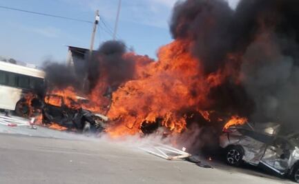 Tráiler pierde el control y choca contra 7 vehículos en autopista México-Puebla