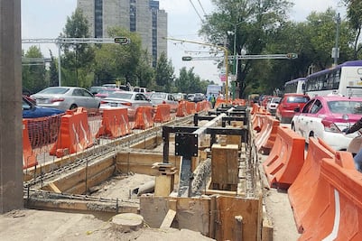 Edifican estaciones de Línea 7 del Metrobús