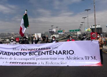 Ciudadanos "recuperan" Viaducto Elevado en Naucalpan