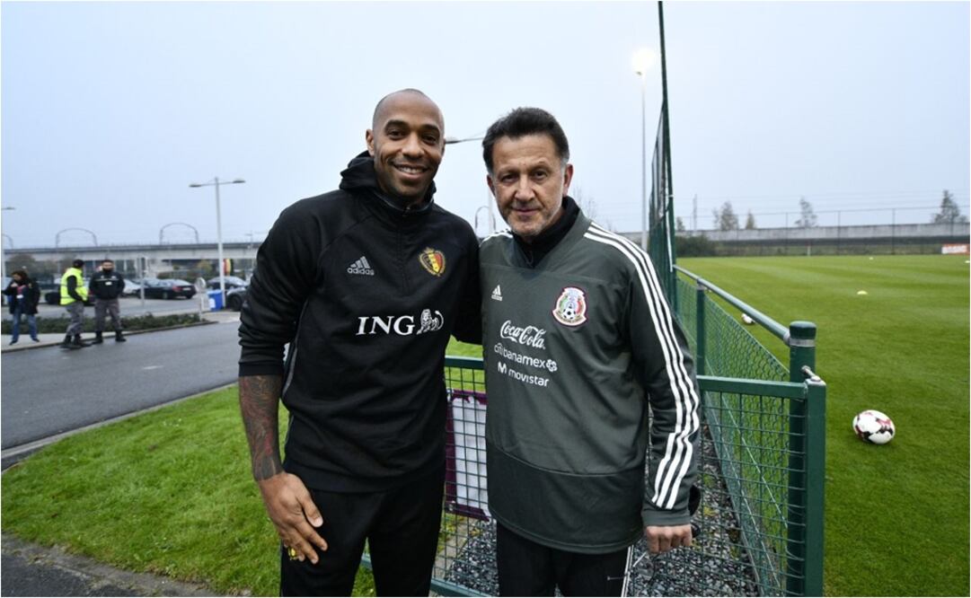 TWITTER @miseleccionmx. Thierry Henry junto con Juan Carlos Osorio 