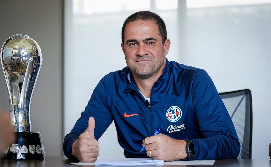 André Jardine ha renovado su contrato con el América - Foto: @ClubAmerica (X)