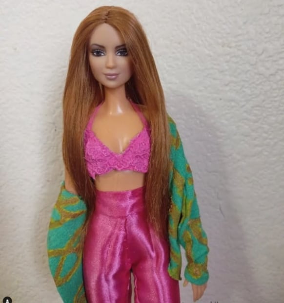 Shakira muestra muñeca de la venganza, inspirada en nueva canción con Bizarrap