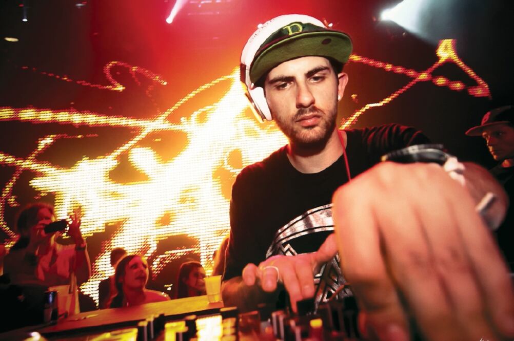 Reconocido por ser cantante, productor y disc jockey (ESPECIAL)