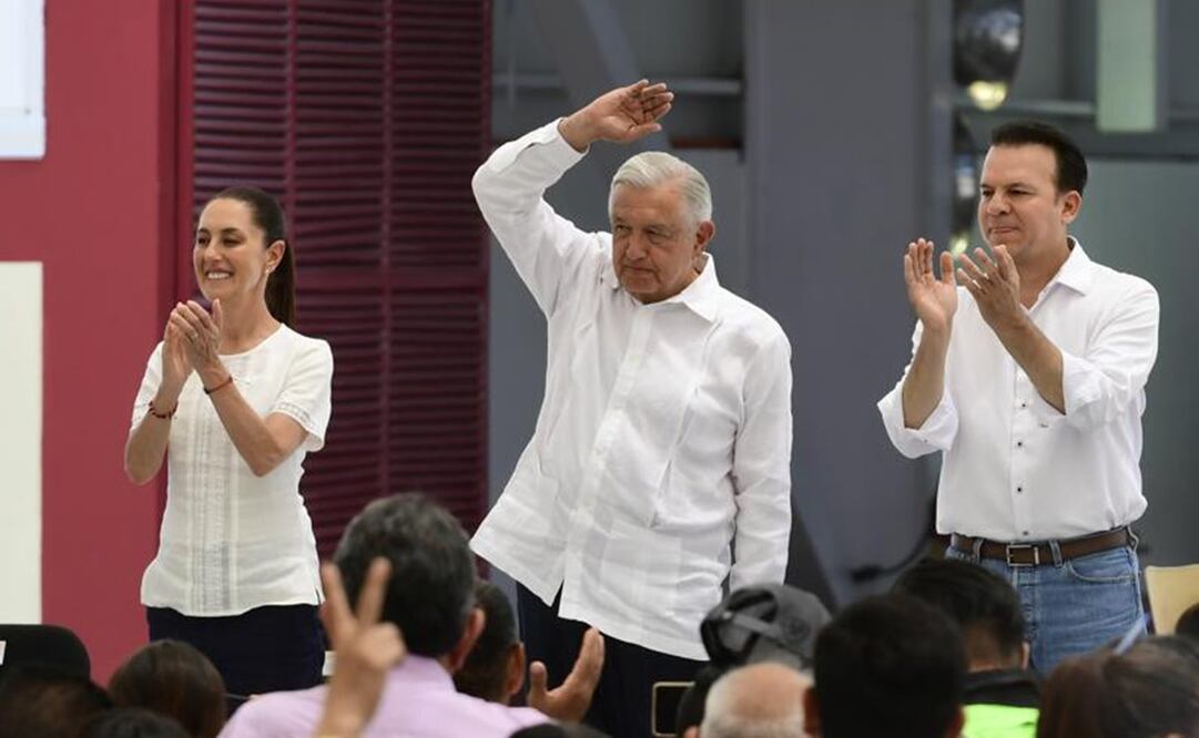 AMLO agradeció a sus adversarios de que el proceso de transformación en México se ha llevado a cabo de manera pacífica. Foto: Fernanda Rojas / EL UNIVERSAL