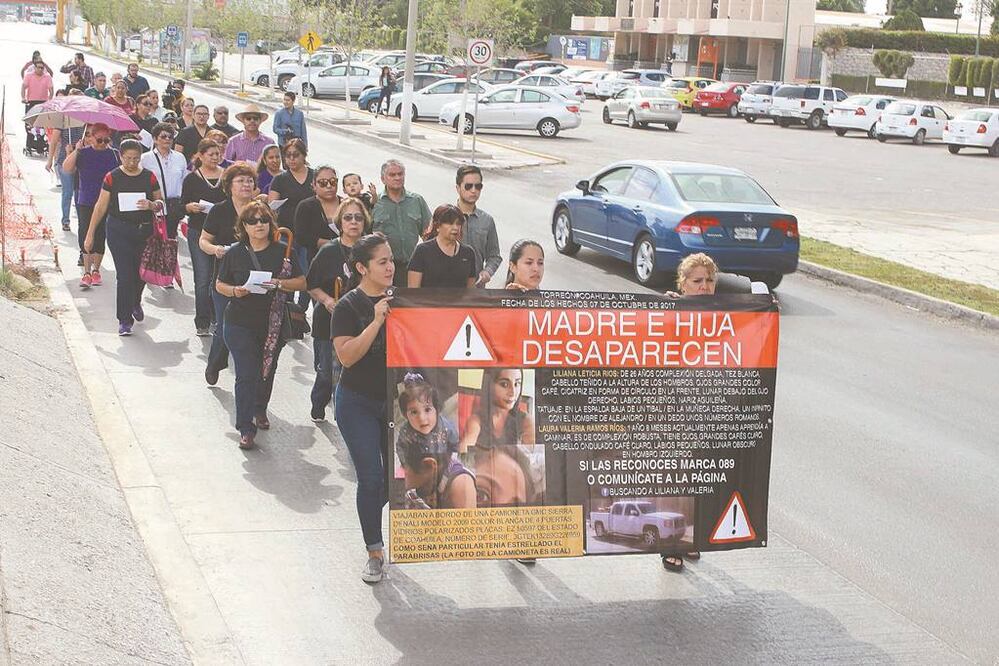 Desde el 7 de octubre de 2017, Karla y su familia han padecido por la desaparición de su hermana Liliana y su sobrina Valeria. Foto/FRANCISCO RODRÍGUEZ. EL UNIVERSAL