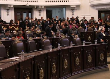 PRI y PAN piden transparencia en ALDF