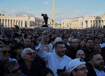 ¡Habemus papam!; así ha sido el rito de aceptación del nuevo líder de la Iglesia católica