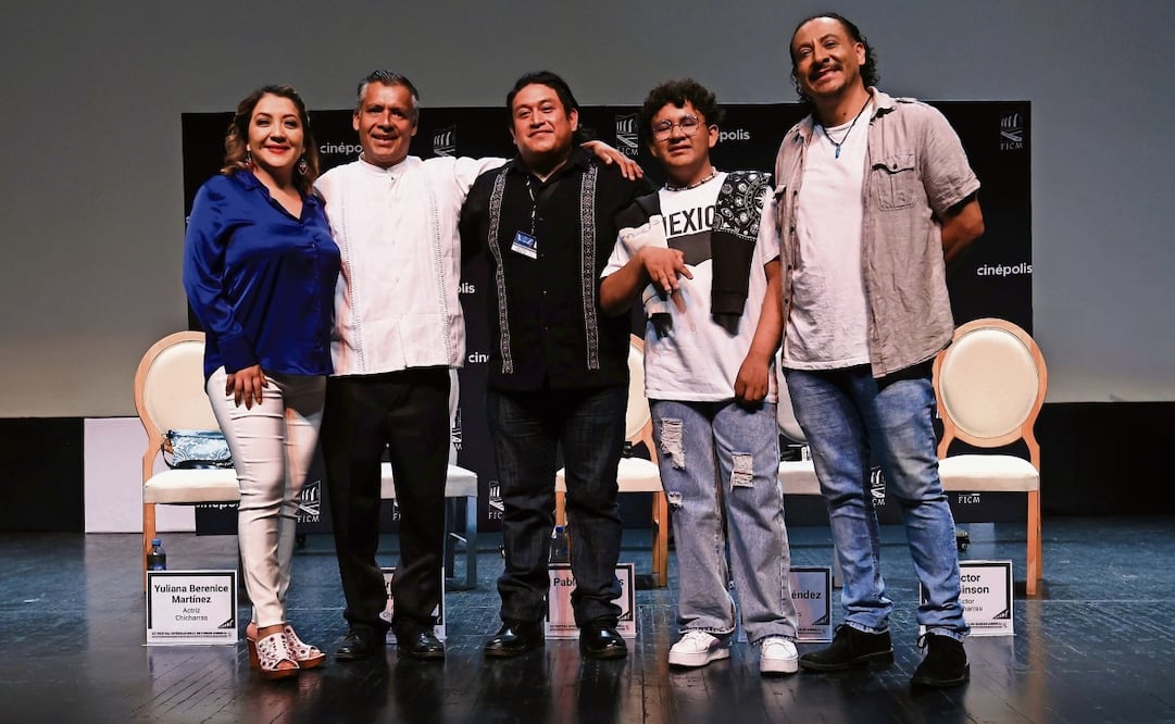 El elenco presentó la película realizada sin guion y con luz natural, con la
ausencia de Luna Marán, la directora, que está por dar a luz. Fotos: Berenice Fregoso| El Universal