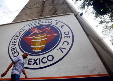 Corte frenó devolución de "miles de millones" del SAT a Grupo Modelo